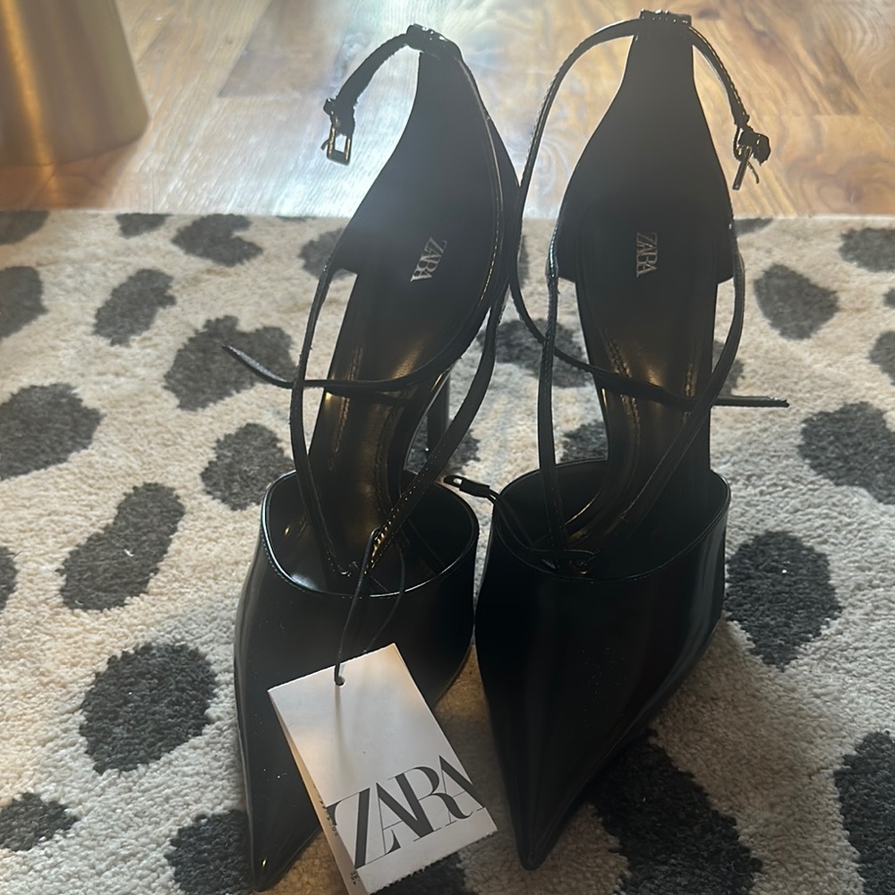 Zara Black Heels with T-Strap Design